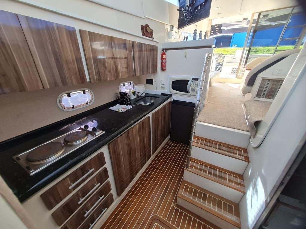 Revoada X • até 17 pessoas