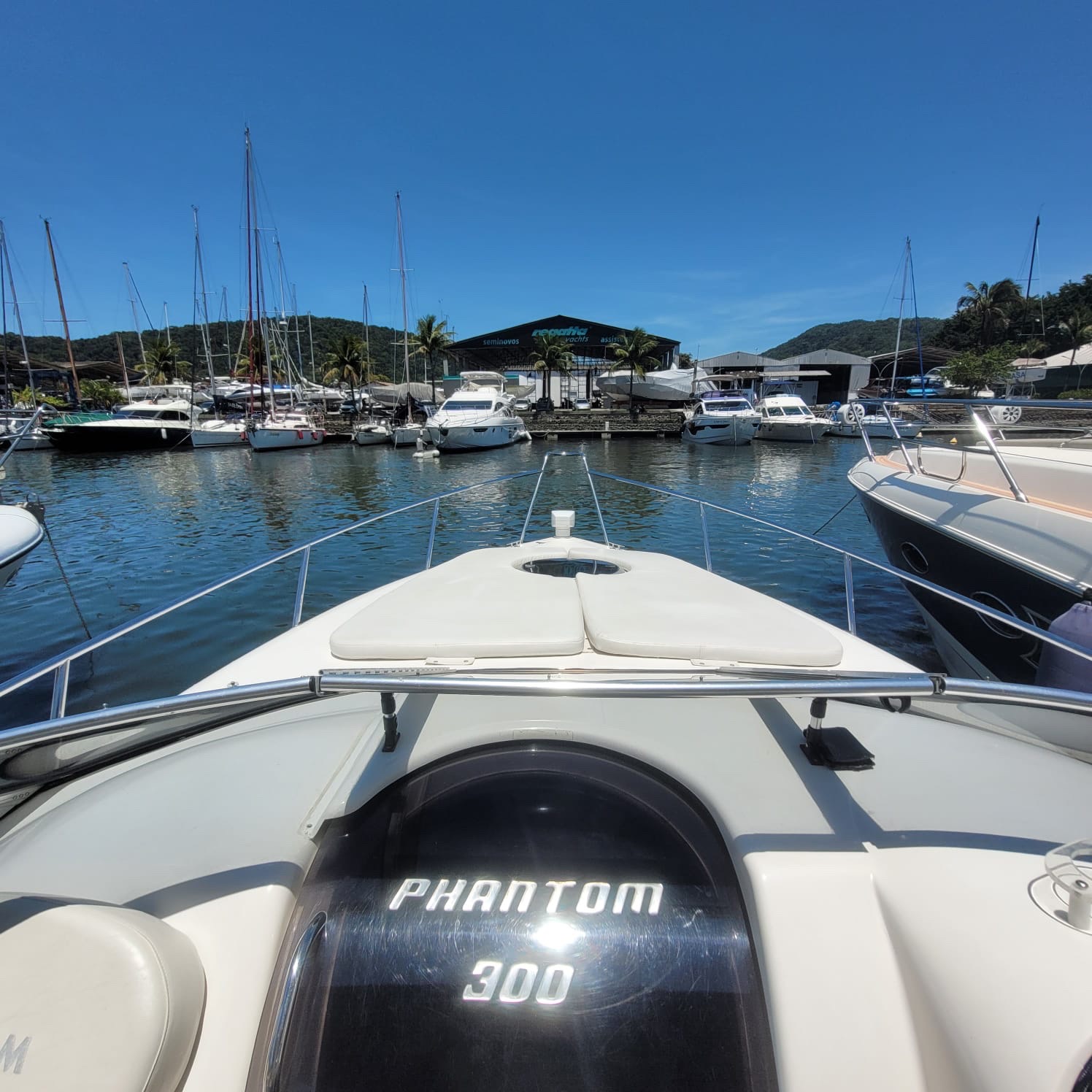 Phantom • até 9 pessoas